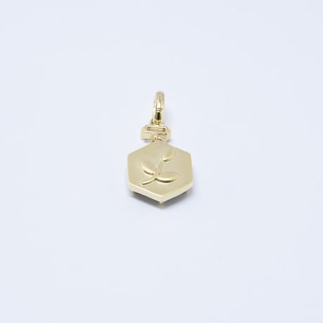 K18 Hexagon Cut Emerald Pendant