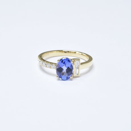 K18 Twilight Blue Tanzanite Ring