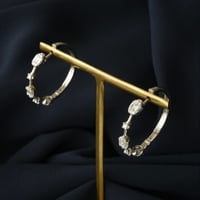 K18 Mixed-cut Diamond Hoops （ピアス）