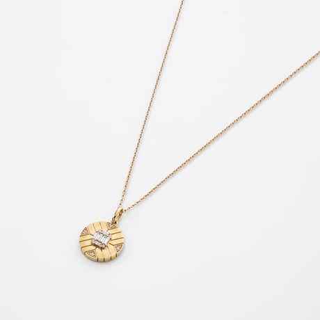 K18 Kara  Motif Diamond Necklace