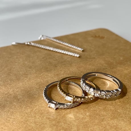 K18  BG Diamond Double Ring