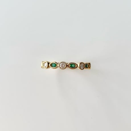 K18 Emerald Ring