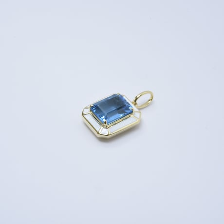 K18  Blue Topaz Enamel Pendant
