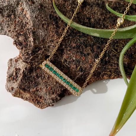 K18 Emerald Bar necklace
