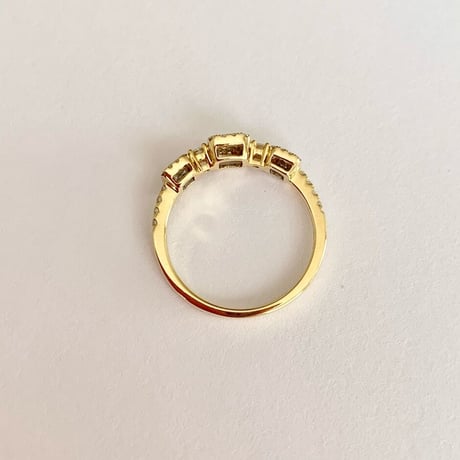 K18  BG Diamond Ring