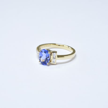 K18 Twilight Blue Tanzanite Ring