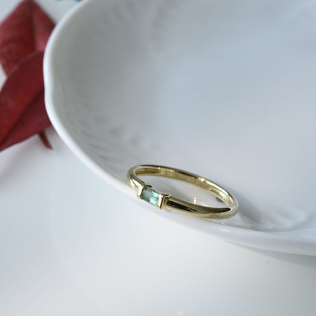 14K BG Cut Emerald Ring