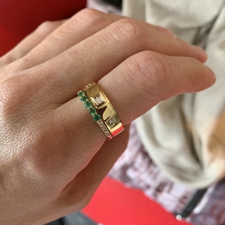 K18 Emerald Diamond Ring