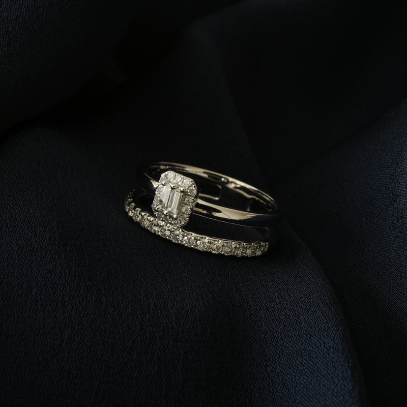 K18 Triple Baguette Diamond Ring | HANA JEWELS