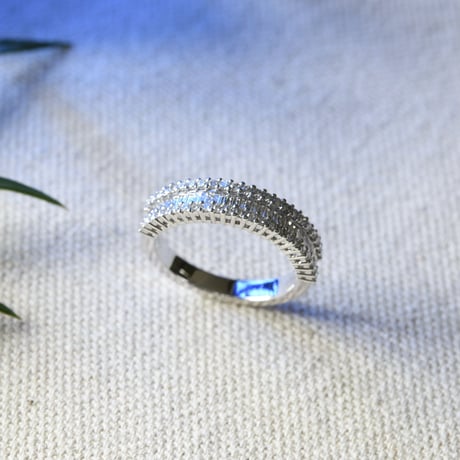 K18 Baguette Diamonds ring