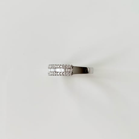 K18 Baguette Diamonds ring