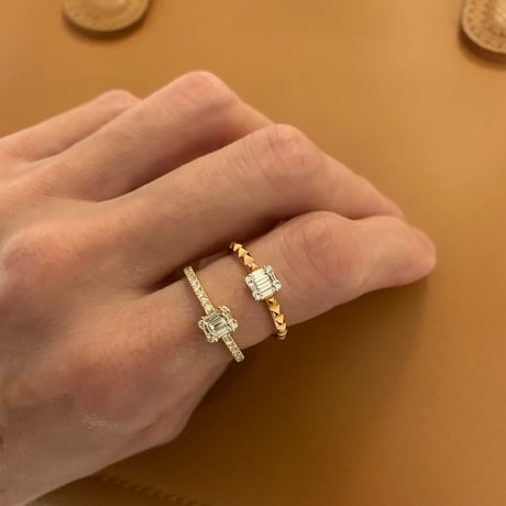 K18 Gold Studs Diamond Ring