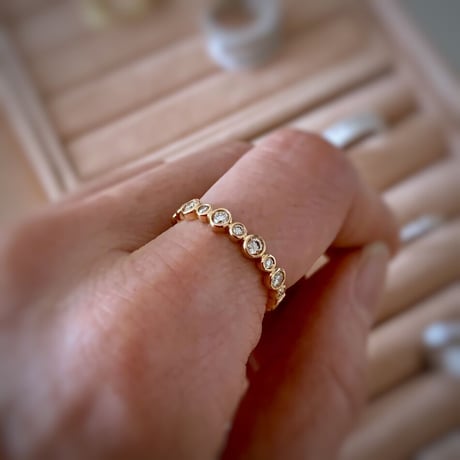 K18 Diamond Pebble Eternity Ring