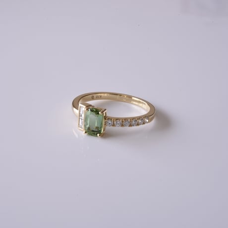 K18 Mint tourmaline Diamond Ring