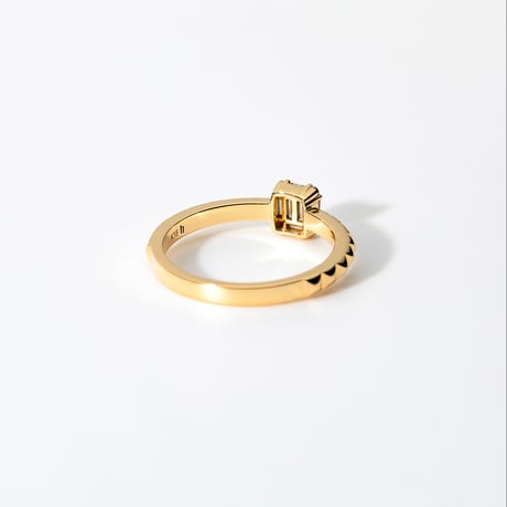 K18 Gold Studs Diamond Ring