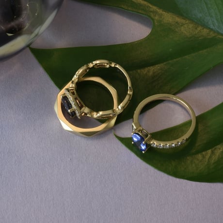 K18 Octagon Cut Ring