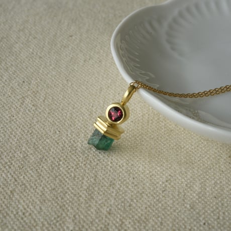 K18 Emerald Necklace with Pink Tourmaline