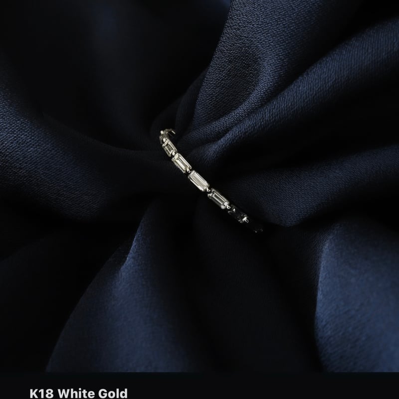 K18 Baguette Diamond Band Ring | HANA JEWELS