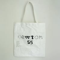 額縁額装店newton 55周年記念  タイベック製トートバッグ ホワイト/ブラック