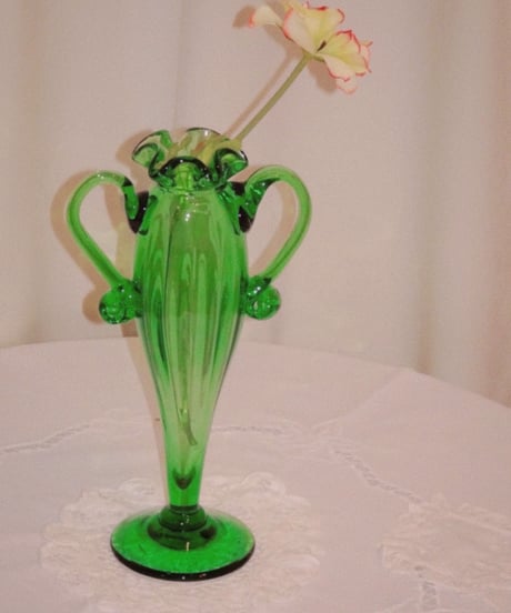 Chic Clea Green Vase