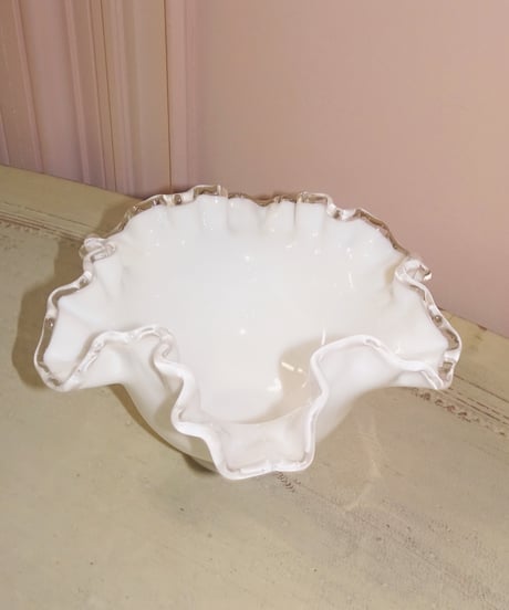Fenton - Glass Ware Plate [ Silver Crests ]