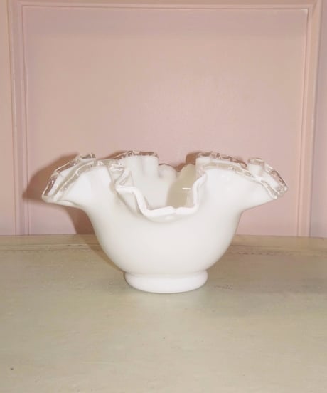 Fenton - Glass Ware Plate [ Silver Crests ]