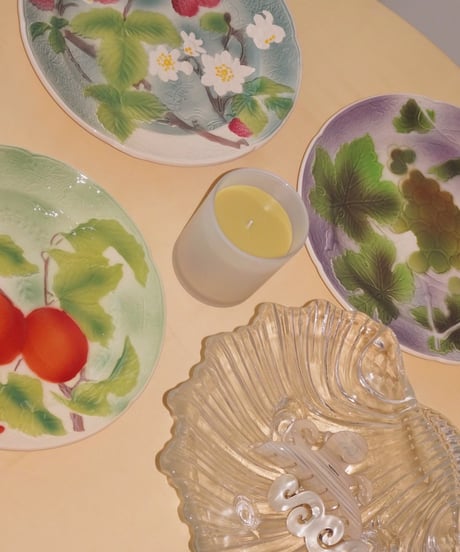 St Clement - Grape & Trees Barbotine Plate
