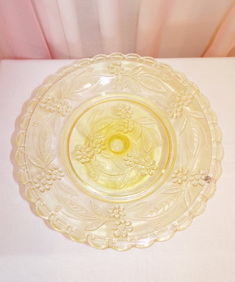 Flower Clear Yellow Glass Cake Stand