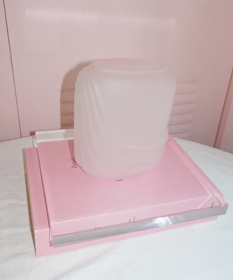 Drape Frosted Glass Vase