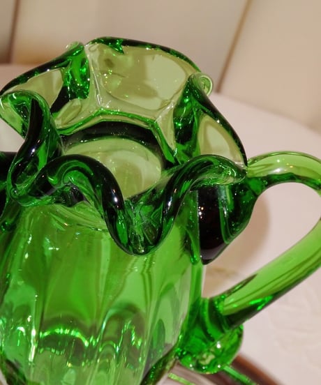 Chic Clea Green Vase