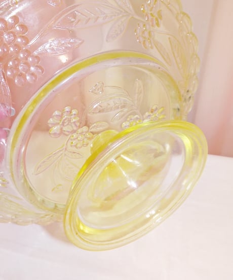 Flower Clear Yellow Glass Cake Stand