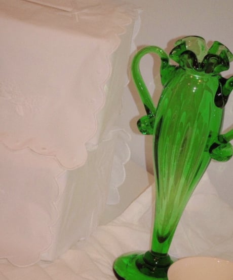 Chic Clea Green Vase