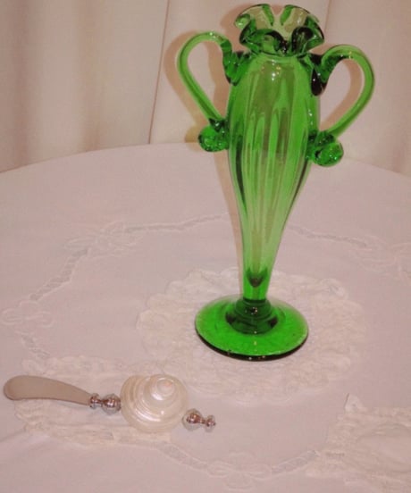 Chic Clea Green Vase