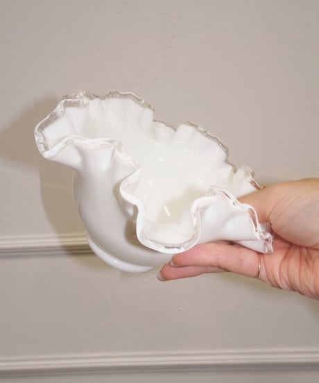 Fenton - Glass Ware Plate [ Silver Crests ]