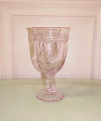 Ribbon Style Drink Glass