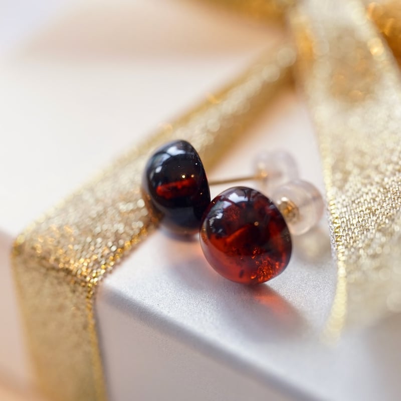 K18 大粒レッドアンバードロップチャーム ピアリング K18 大粒レッドアンバードロップチャーム ピアリングにも