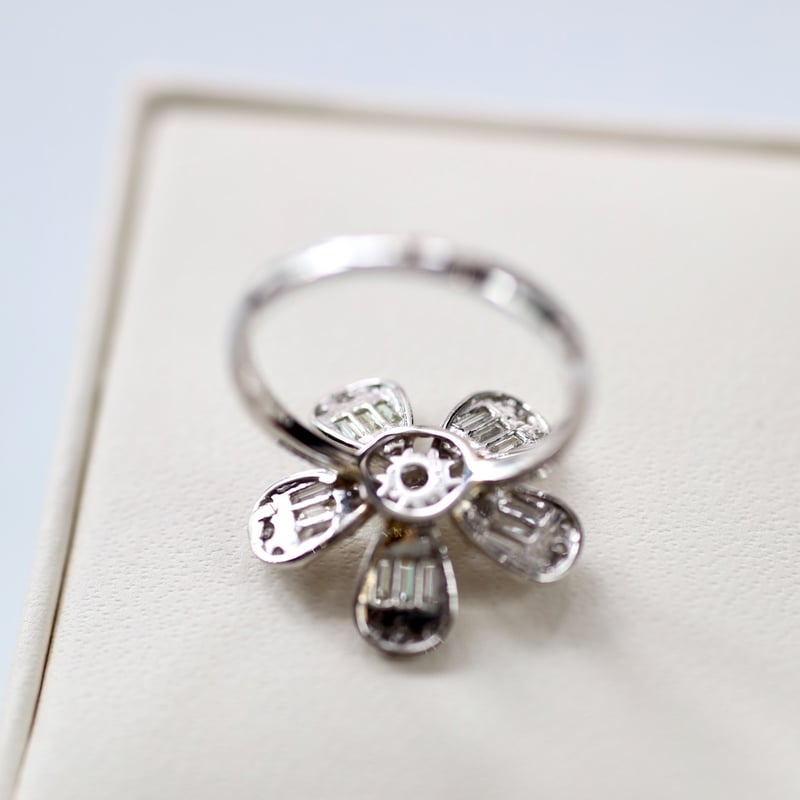 5枚の花びらリング | izumi ジュエリーシマノ