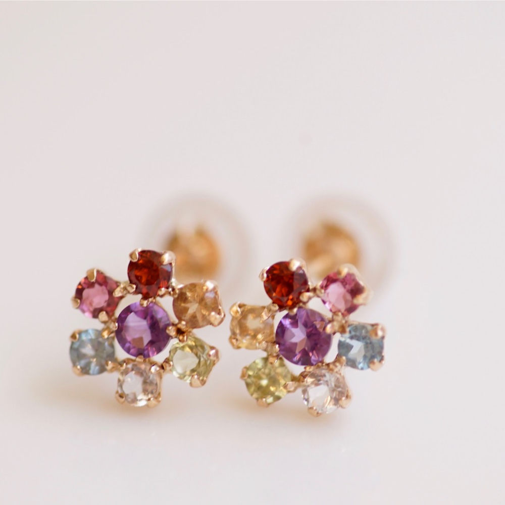 アミュレット（お守り）7色のピアス | izumi ジュエリーシマノ