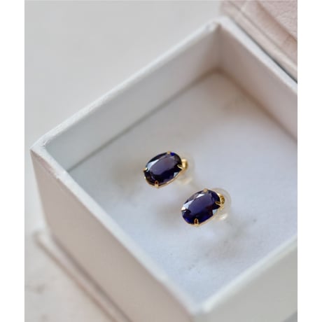 アイオライトオーバルピアス