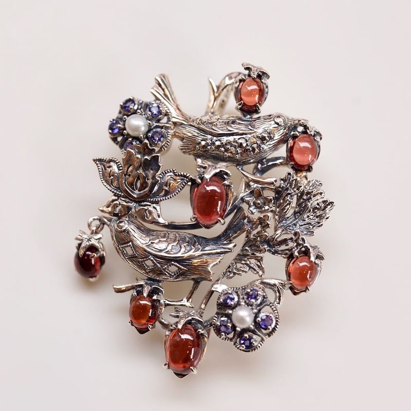 いちご泥棒のブローチ 大（兼用ペンダント）（ウィリアム・モリス