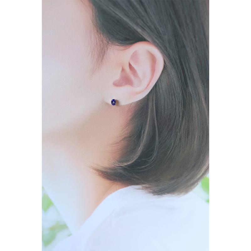 オーバルタンザナイトピアス | izumi ジュエリーシマノ オーバルタンザナイトピアス | izumi ジュエリーシマノ