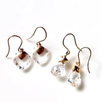 珍しいカットのキュービックジルコニアピアス