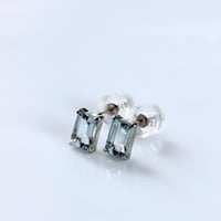 アクアマリンバゲットカットピアス