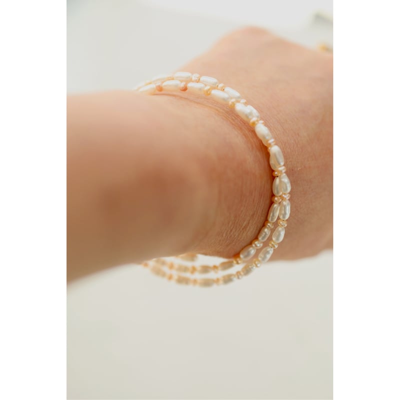 形状記憶のラップブレスレット（淡水パール） | izumi ジュエリーシマノ