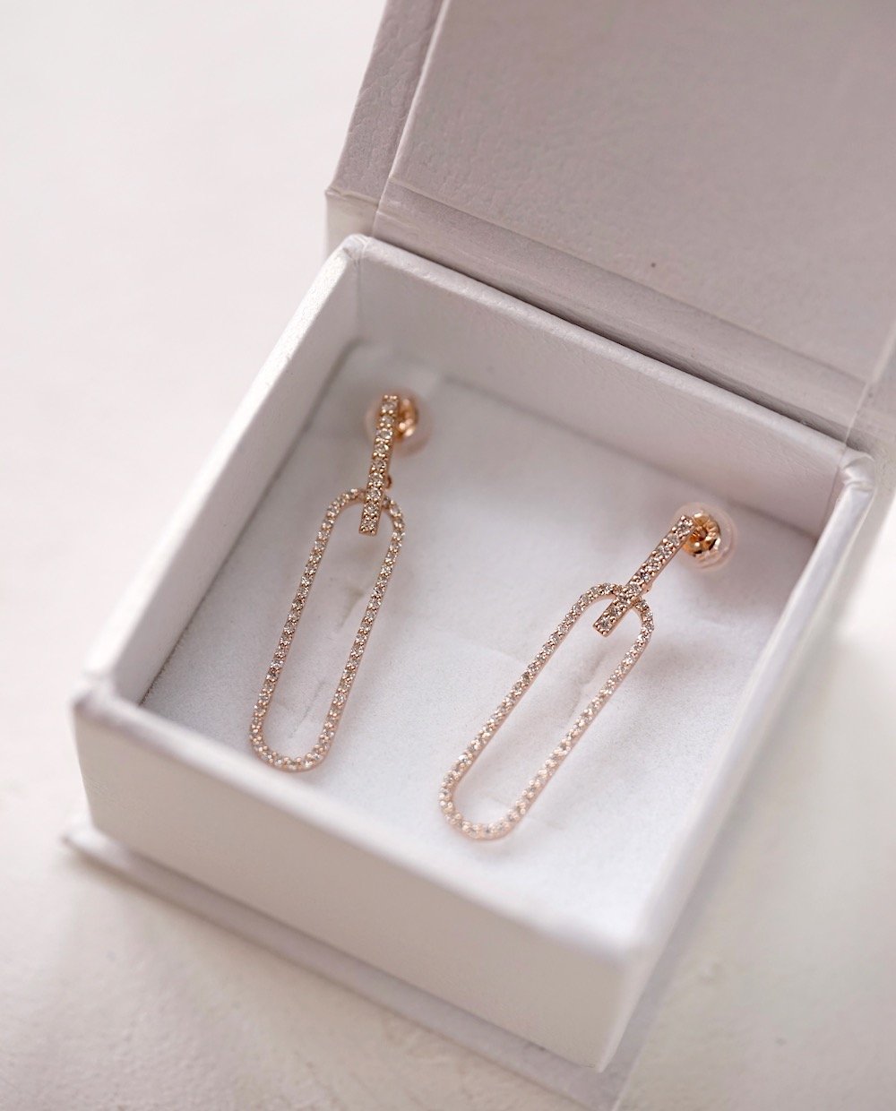 ダイヤモンドペーパークリップピアス（オールダイヤモンド） | izumi