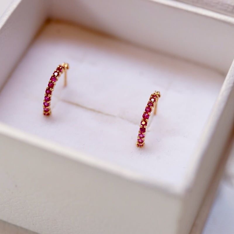 ルビーフープピアスk18　0141 ルビーフープピアスk180141