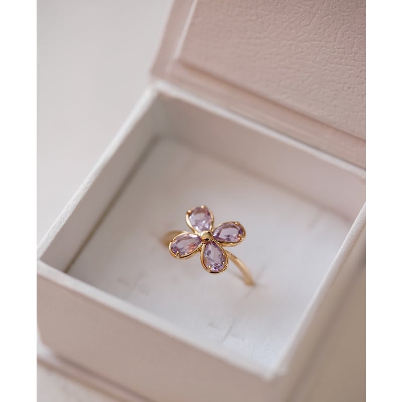 4枚の花びらのジュエリー | izumi ジュエリーシマノ