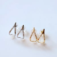 フォークドピアス