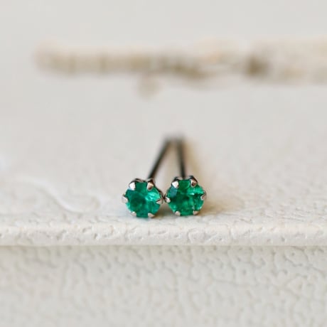 Mastani エメラルド　ピアス エメラルドピアス | STORES