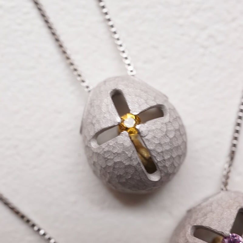 卵の隠れ天使ネックレス（角江千代治先生） | izumi ジュエリーシマノ